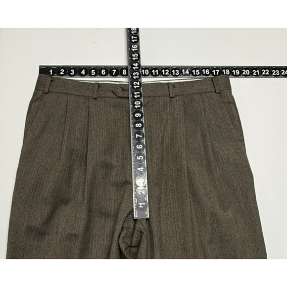 Polo Ralph Lauren Dress Pants Mens 36X32 Gray Wool Pleated Cuffed Actual 36X31 - Picture 3 of 9